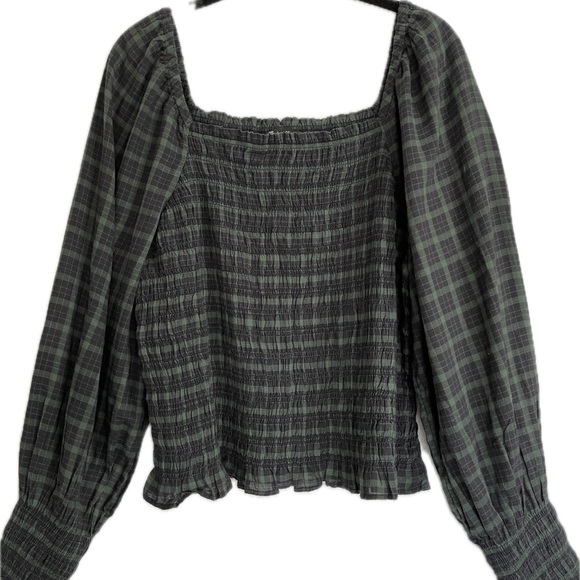 Madewell smocked puff sleeve shirt - Picture 6 of 7